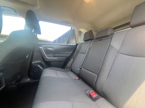 Used 2020 Toyota RAV4 XLE w/ Convenience Package AWD/4WD image 15