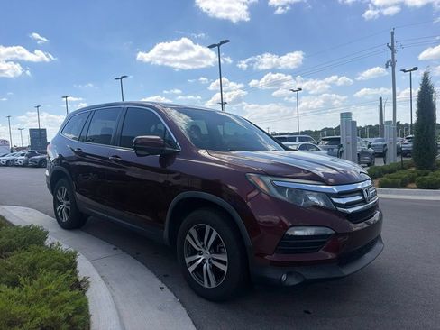 Used 2018 Honda Pilot EX image 3