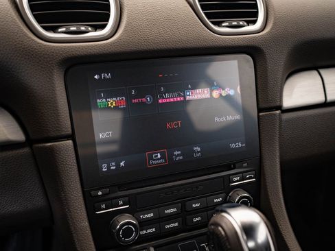 Used 2022 Porsche 718 Cayman S image 31