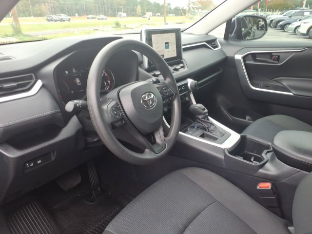 Used 2024 Toyota RAV4 LE FWD image 15