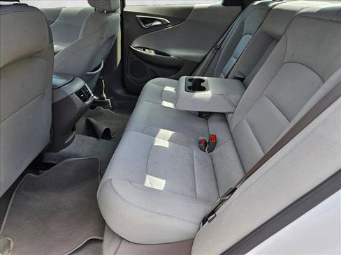Used 2025 Chevrolet Malibu LT FWD image 13