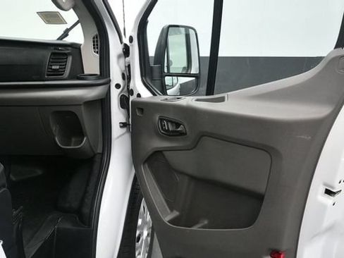 Used 2025 Ford Transit 250 Low Roof w/ Exterior Upgrade Package RWD image 17