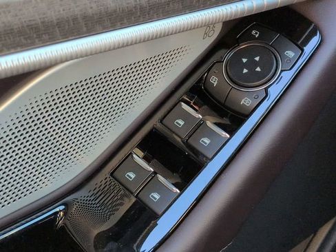 New 2026 Ford Explorer Platinum image 27