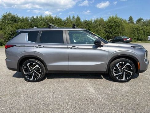 Used 2022 Mitsubishi Outlander SE AWD/4WD image 8