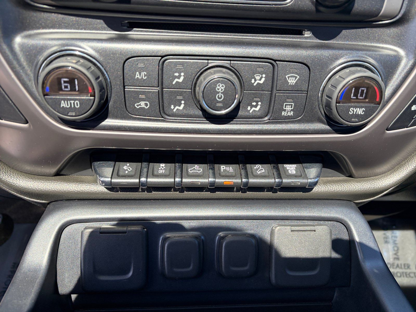 Used 2015 GMC Sierra 3500 SLT w/ Duramax Plus Package AWD/4WD image 22