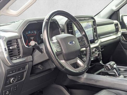 Used 2021 Ford F150 Lariat w/ Tow Technology Package image 9