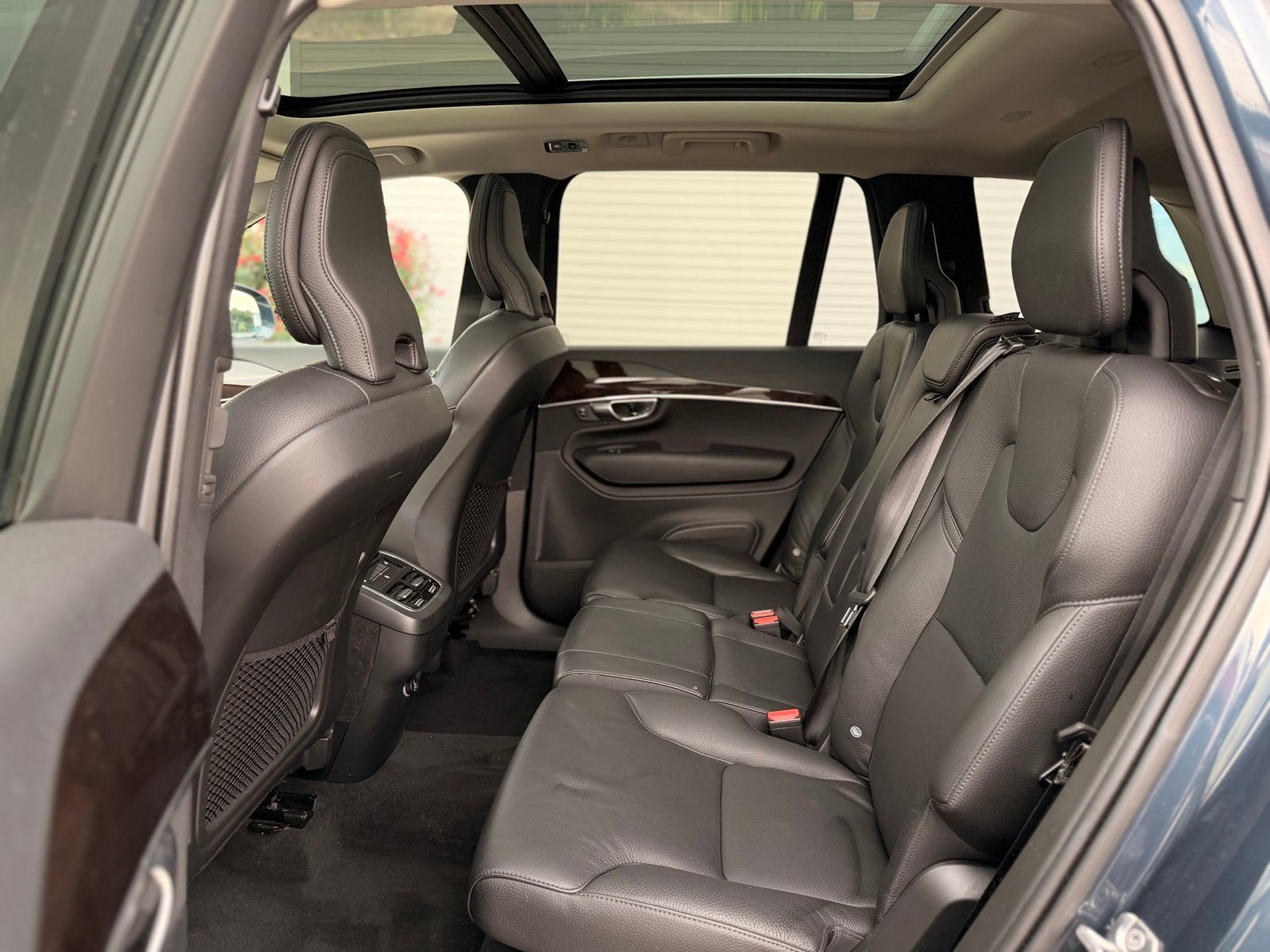 Used 2019 Volvo XC90 T6 Momentum w/ Advanced Package AWD/4WD image 14