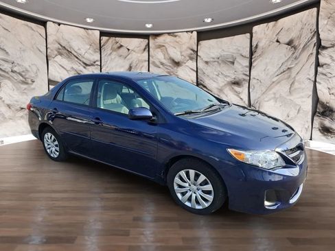 Used 2012 Toyota Corolla LE image 8