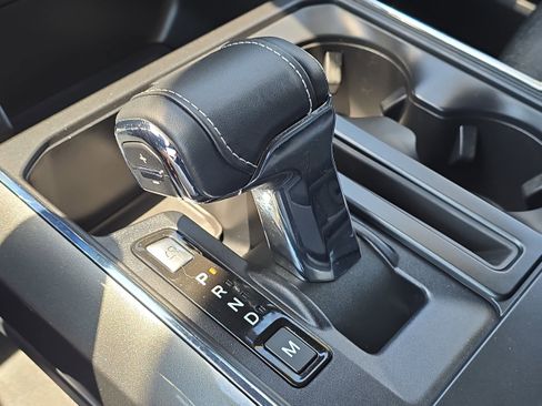 Certified 2022 Ford F150 XLT w/ Equipment Group 302A High image 34