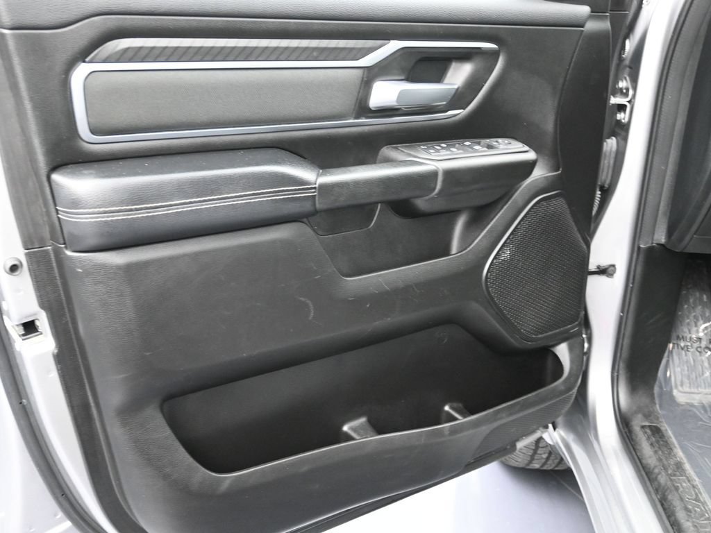Used 2025 RAM 1500 Big Horn AWD/4WD image 10