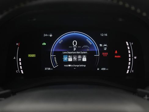 Used 2025 Toyota Camry SE image 22