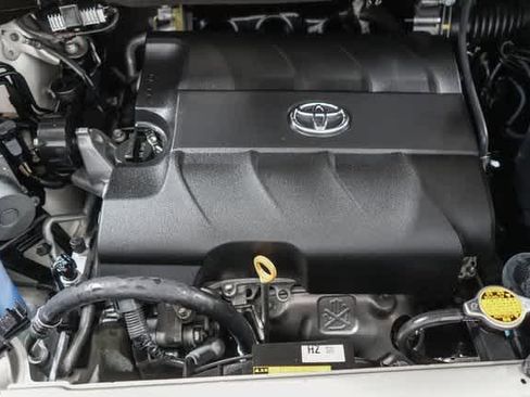Certified 2016 Toyota Sienna XLE w/ XLE Navigation Package AWD/4WD image 45