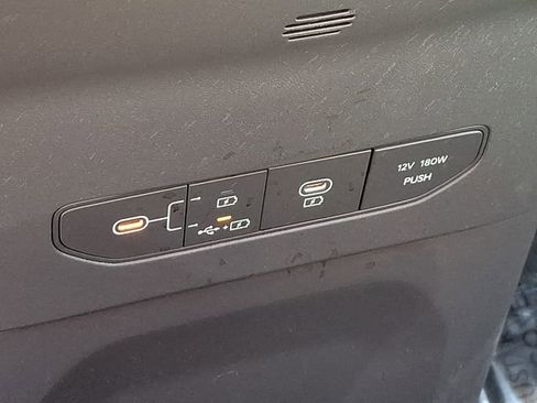 Used 2026 Kia EV9 Light image 32