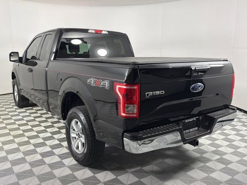 Used 2017 Ford F150 XLT image 7