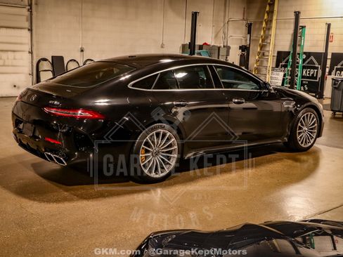 Used 2019 Mercedes-Benz AMG GT 63 image 9