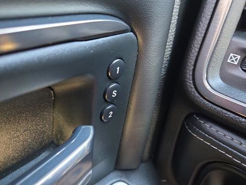 Used 2019 RAM 3500 Limited image 31