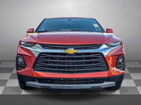 Used 2021 Chevrolet Blazer LT FWD image 2