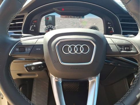 Used 2025 Audi Q7 3.0T Premium Plus AWD/4WD image 14