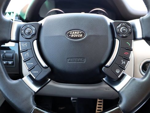 Used 2010 Land Rover Range Rover Supercharged AWD/4WD image 33