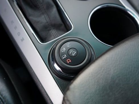 Used 2013 Ford Explorer XLT image 21