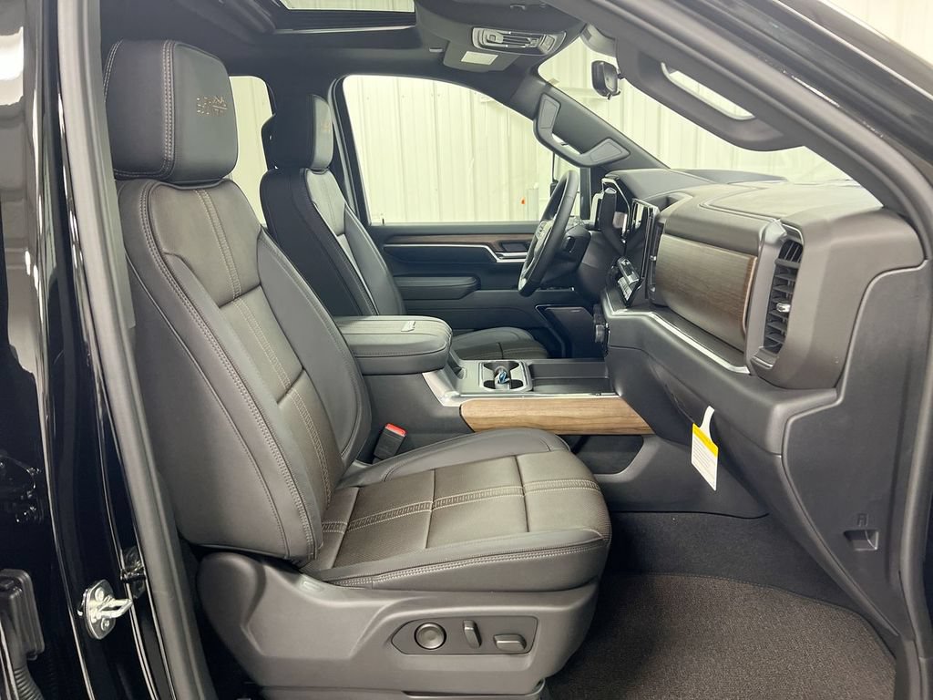 New 2026 Chevrolet Silverado 2500 High Country w/ High Country Premium Package AWD/4WD image 23