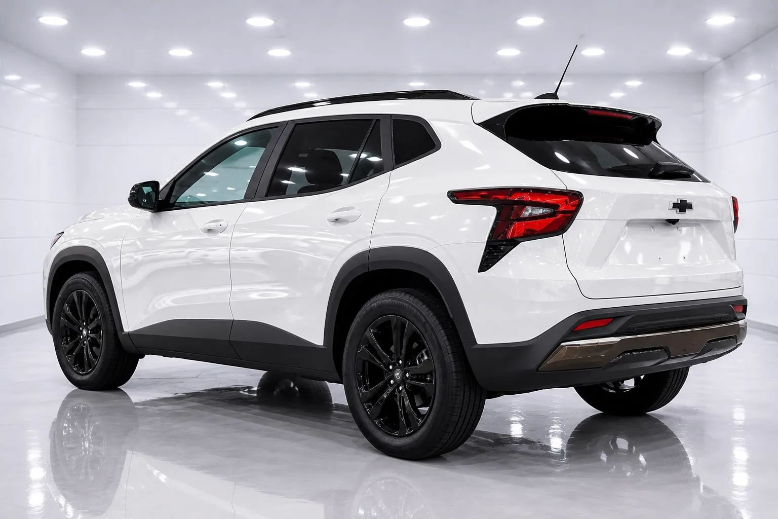 Used 2025 Chevrolet Trax ACTIV FWD image 3