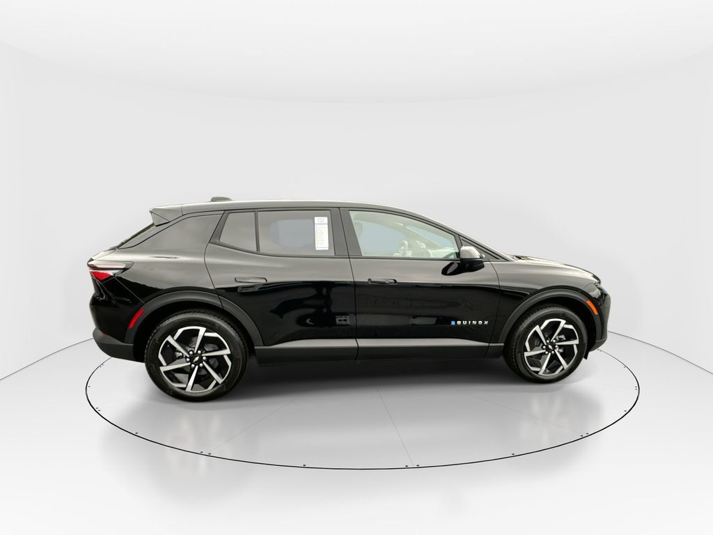 New 2026 Chevrolet Equinox EV LT FWD image 9