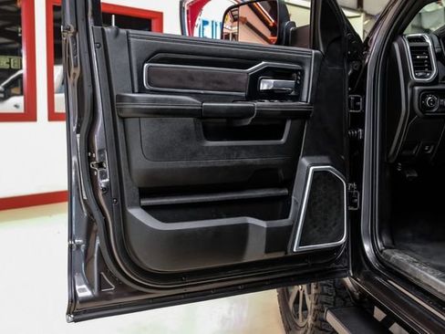 Used 2022 RAM 2500 Laramie w/ Night Edition AWD/4WD image 50