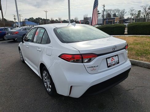 Used 2026 Toyota Corolla LE image 11