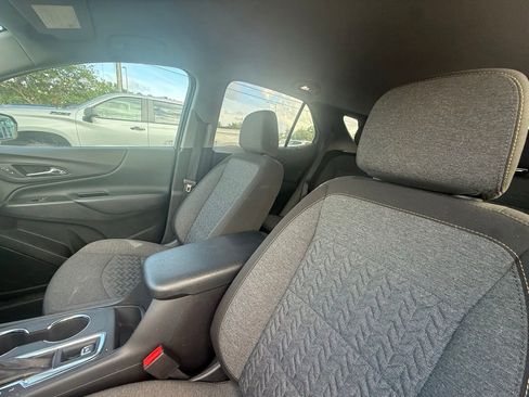 Used 2024 Chevrolet Equinox LT FWD image 9