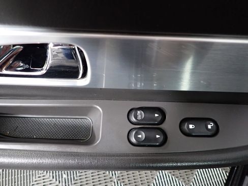 Used 2002 Ford Thunderbird RWD image 18
