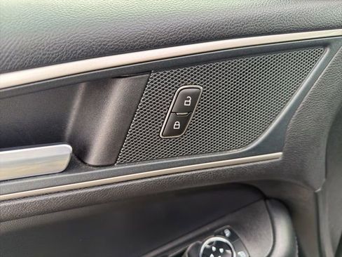 Used 2024 Ford Edge SEL image 21