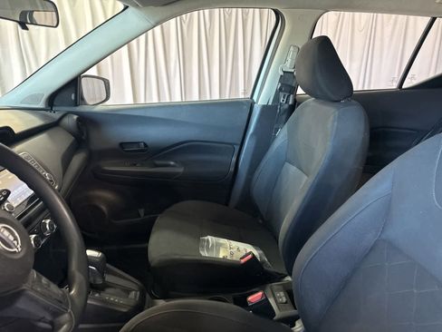 Used 2023 Nissan Kicks S FWD image 18