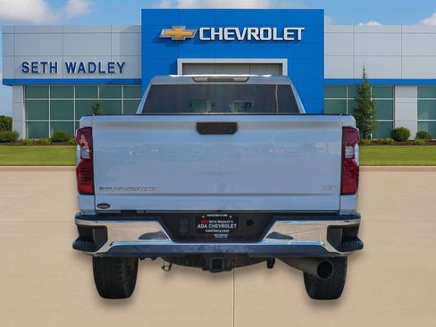 Used 2024 Chevrolet Silverado 2500 LT AWD/4WD image 36