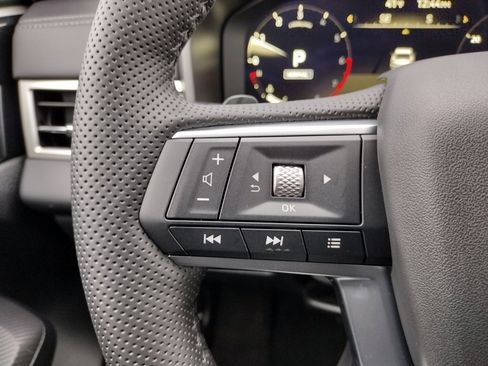 New 2026 Mitsubishi Outlander SE image 27