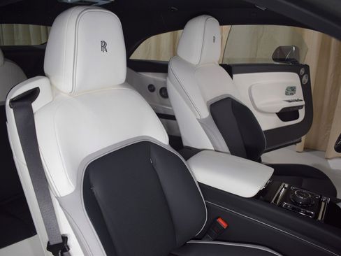 New 2024 Rolls-Royce Spectre w/ Spectre Launch Package image 24