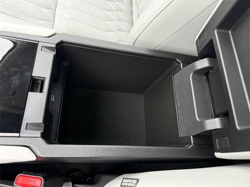 New 2025 Mitsubishi Outlander SEL image 23