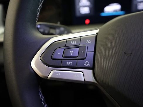 New 2026 Volkswagen Tiguan SE AWD/4WD image 23