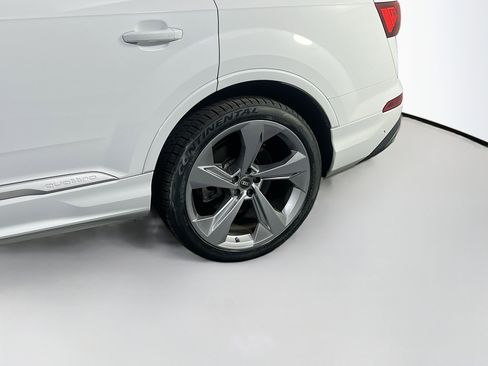 Used 2022 Audi Q7 3.0T Prestige w/ Prestige Package image 32