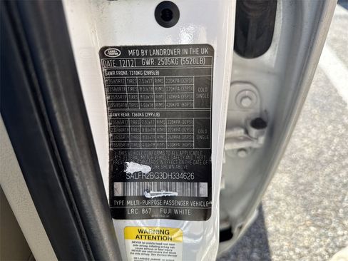 Used 2013 Land Rover LR2 image 26