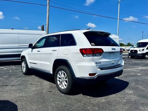 Used 2022 Jeep Grand Cherokee Laredo E AWD/4WD image 5