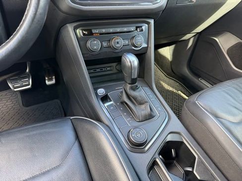 Used 2020 Volkswagen Tiguan SEL Premium R-Line image 19