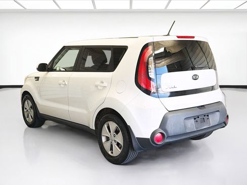 Used 2014 Kia Soul FWD image 6