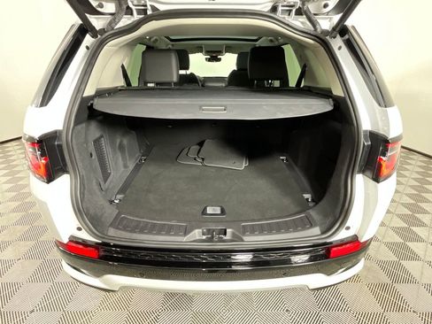 Certified 2025 Land Rover Discovery Sport S AWD/4WD image 28