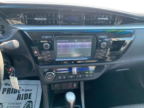 Used 2014 Toyota Corolla S FWD image 12