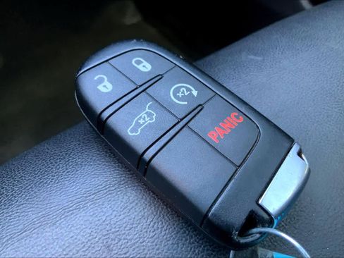 Used 2016 Jeep Grand Cherokee Limited w/ Trailer Tow Group IV image 15