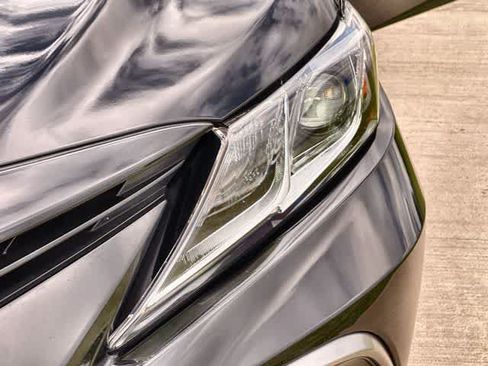 Used 2022 Toyota Camry LE w/ Carpet Mat Package (TMS) FWD image 24