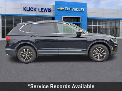 Used 2021 Volkswagen Tiguan SE AWD/4WD image 9