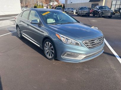 Used 2017 Hyundai Sonata Sport w/ Value Edition Package 02
