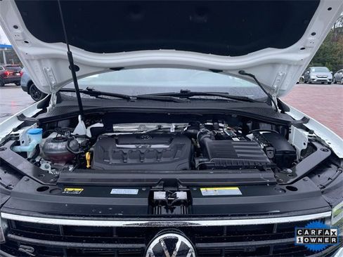Used 2023 Volkswagen Tiguan SE R-Line image 30